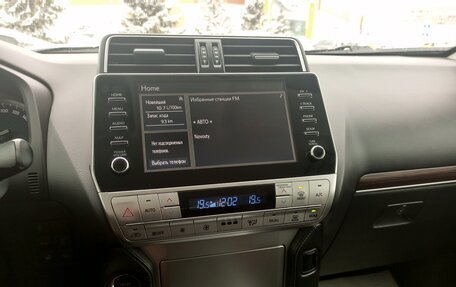 Toyota Land Cruiser Prado 150 рестайлинг 2, 2021 год, 5 875 000 рублей, 18 фотография