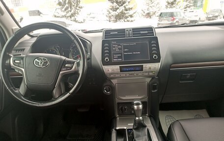 Toyota Land Cruiser Prado 150 рестайлинг 2, 2021 год, 5 875 000 рублей, 31 фотография