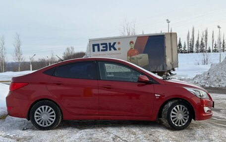 Hyundai Solaris II рестайлинг, 2016 год, 690 000 рублей, 3 фотография