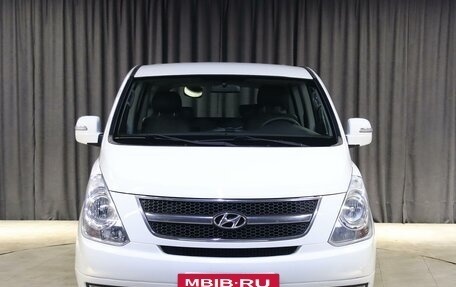 Hyundai Grand Starex Grand Starex I рестайлинг 2, 2011 год, 1 399 000 рублей, 2 фотография