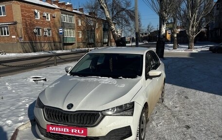 Skoda Rapid II, 2021 год, 1 250 000 рублей, 2 фотография