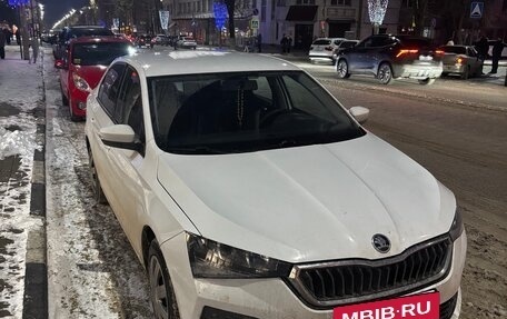 Skoda Rapid II, 2021 год, 1 250 000 рублей, 9 фотография