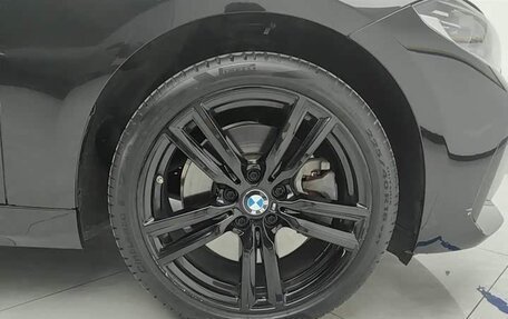 BMW 1 серия, 2021 год, 1 800 000 рублей, 11 фотография