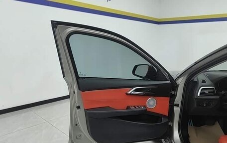 BMW 1 серия, 2021 год, 1 800 000 рублей, 7 фотография