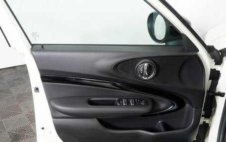 MINI Clubman, 2019 год, 2 450 000 рублей, 10 фотография