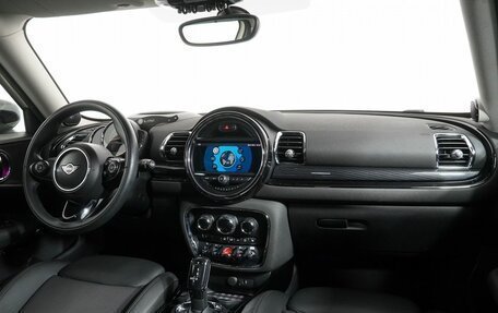 MINI Clubman, 2019 год, 2 450 000 рублей, 14 фотография