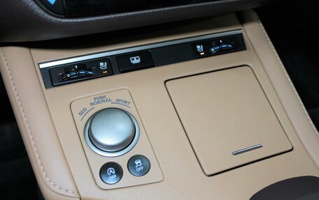 Lexus ES VII, 2017 год, 2 520 000 рублей, 13 фотография