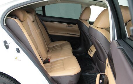 Lexus ES VII, 2017 год, 2 520 000 рублей, 15 фотография