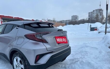 Toyota C-HR I рестайлинг, 2018 год, 1 900 000 рублей, 5 фотография