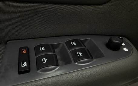 Audi A4, 2002 год, 419 777 рублей, 5 фотография