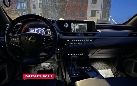 Lexus ES VII, 2018 год, 4 200 000 рублей, 17 фотография