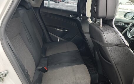 Opel Astra J, 2011 год, 720 000 рублей, 8 фотография