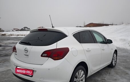 Opel Astra J, 2011 год, 720 000 рублей, 4 фотография