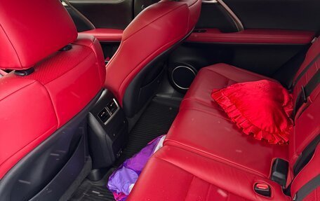 Lexus RX IV рестайлинг, 2021 год, 6 500 000 рублей, 10 фотография