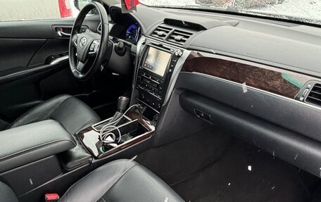 Toyota Camry, 2017 год, 2 820 000 рублей, 6 фотография