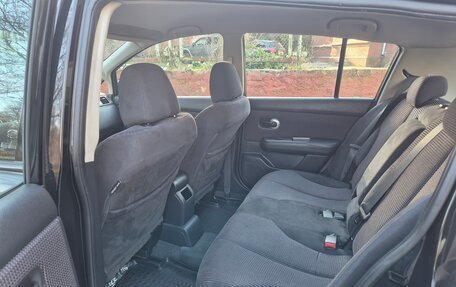 Nissan Tiida, 2010 год, 900 000 рублей, 7 фотография