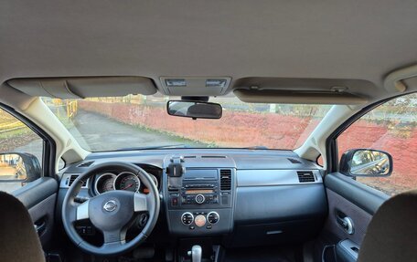 Nissan Tiida, 2010 год, 900 000 рублей, 6 фотография