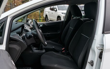 Ford Fiesta, 2015 год, 895 000 рублей, 10 фотография