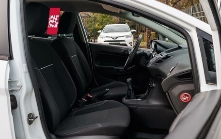 Ford Fiesta, 2015 год, 895 000 рублей, 8 фотография