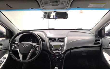 Hyundai Solaris II рестайлинг, 2013 год, 783 000 рублей, 18 фотография