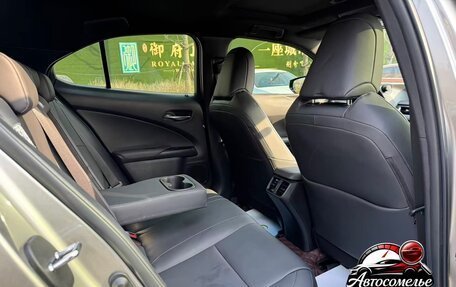 Lexus UX I, 2022 год, 2 500 000 рублей, 12 фотография