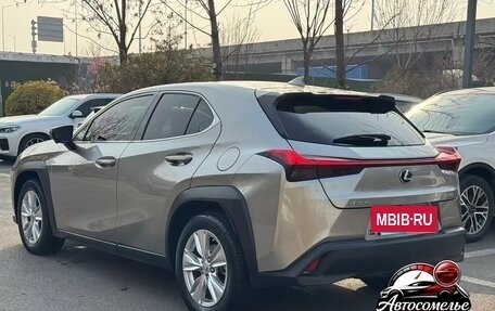 Lexus UX I, 2022 год, 2 500 000 рублей, 5 фотография