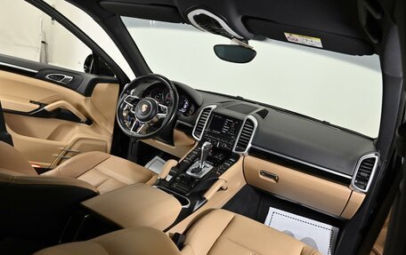 Porsche Cayenne III, 2015 год, 3 199 000 рублей, 8 фотография