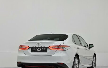 Toyota Camry, 2019 год, 2 749 000 рублей, 6 фотография