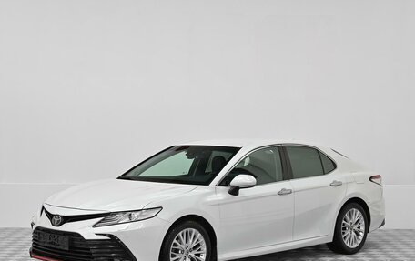 Toyota Camry, 2019 год, 2 749 000 рублей, 3 фотография