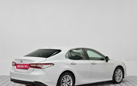 Toyota Camry, 2019 год, 2 749 000 рублей, 2 фотография