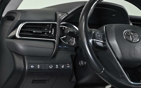 Toyota Camry, 2019 год, 2 749 000 рублей, 15 фотография