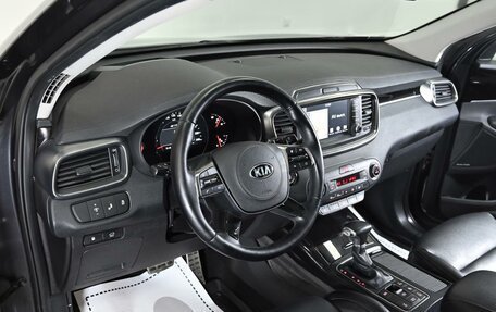 KIA Sorento III Prime рестайлинг, 2018 год, 2 199 000 рублей, 7 фотография