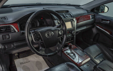 Toyota Camry, 2014 год, 1 719 000 рублей, 7 фотография