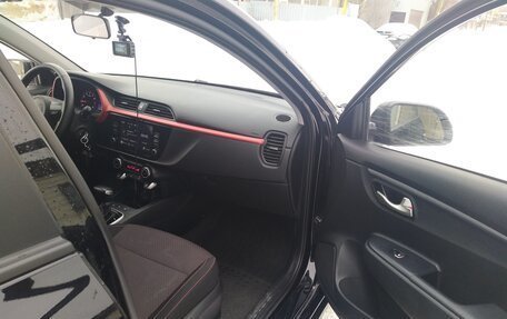 KIA Rio IV, 2021 год, 2 000 000 рублей, 10 фотография