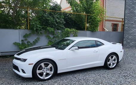 Chevrolet Camaro IV, 2013 год, 2 470 000 рублей, 2 фотография