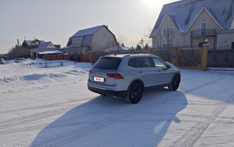 Volkswagen Tiguan II, 2021 год, 4 000 000 рублей, 5 фотография
