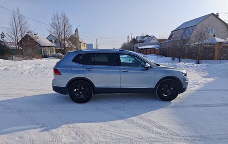 Volkswagen Tiguan II, 2021 год, 4 000 000 рублей, 6 фотография