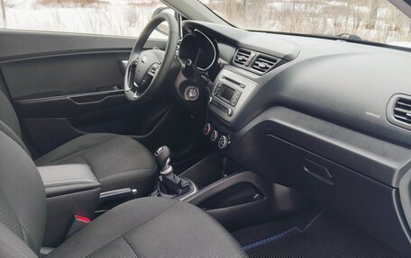 KIA Rio III рестайлинг, 2016 год, 890 000 рублей, 16 фотография