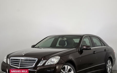 Mercedes-Benz E-Класс, 2010 год, 1 819 000 рублей, 4 фотография