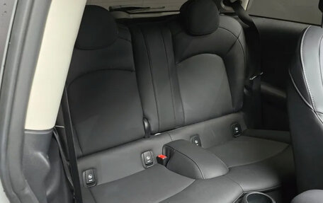 MINI Hatch, 2024 год, 1 980 000 рублей, 12 фотография