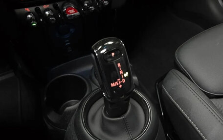 MINI Hatch, 2024 год, 1 980 000 рублей, 8 фотография