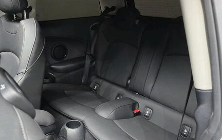 MINI Hatch, 2024 год, 1 980 000 рублей, 11 фотография