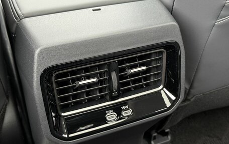 Toyota RAV4, 2025 год, 4 790 000 рублей, 32 фотография