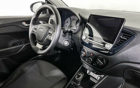 Hyundai Solaris II рестайлинг, 2019 год, 1 197 000 рублей, 9 фотография