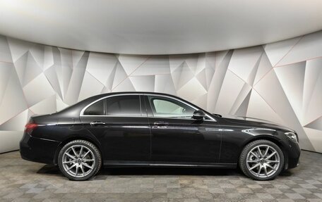 Mercedes-Benz E-Класс, 2021 год, 6 150 000 рублей, 6 фотография