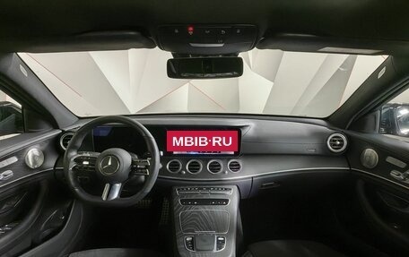 Mercedes-Benz E-Класс, 2021 год, 6 150 000 рублей, 14 фотография