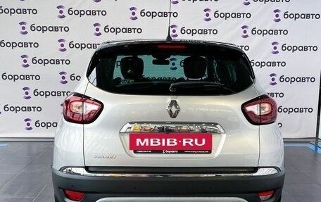 Renault Kaptur I рестайлинг, 2017 год, 1 370 000 рублей, 17 фотография