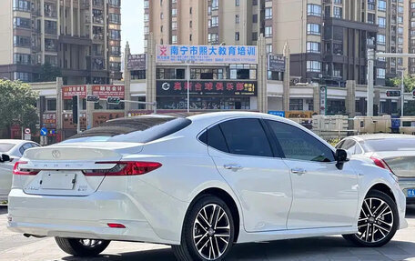 Toyota Camry, 2025 год, 5 799 017 рублей, 4 фотография