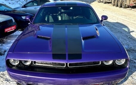 Dodge Challenger III рестайлинг 2, 2018 год, 3 100 000 рублей, 7 фотография