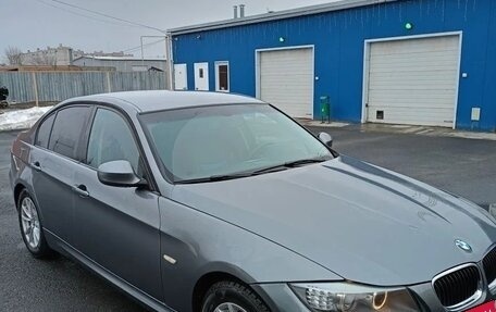 BMW 3 серия, 2011 год, 1 270 000 рублей, 2 фотография